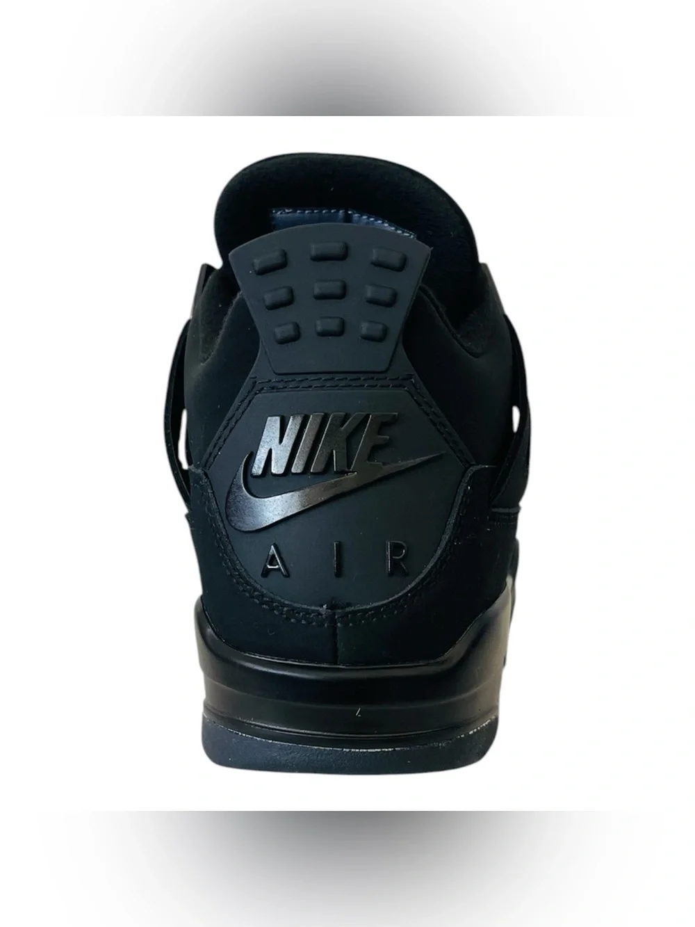 Jordan 4 Thunder Men's Retro Mid Top Basketball Shoes  (Size 8 )